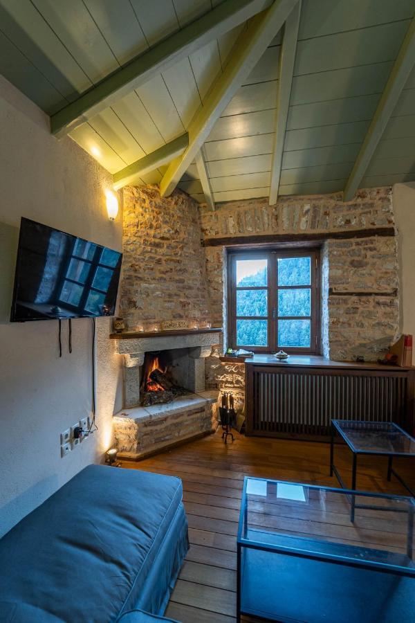 Maisonette Korfes-Κορφές-Μ Δύο Αυτόνομοι Όρoφοι Της Βίλας Κορφές Για Οικογένειες Και Μικρές Παρέες Karpenisi ภายนอก รูปภาพ