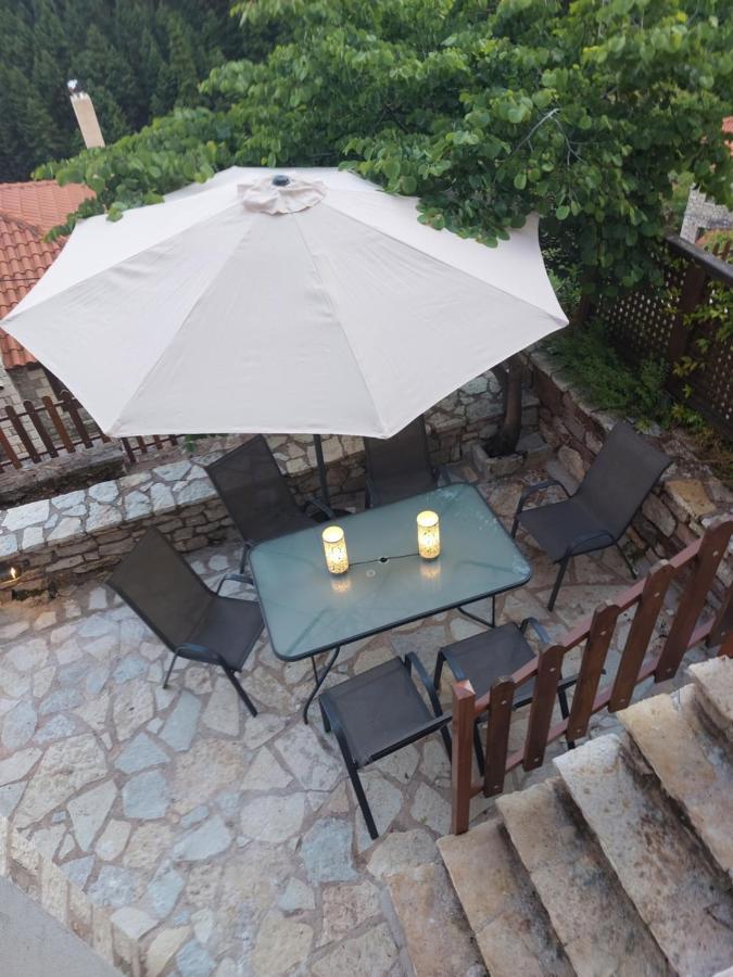 Maisonette Korfes-Κορφές-Μ Δύο Αυτόνομοι Όρoφοι Της Βίλας Κορφές Για Οικογένειες Και Μικρές Παρέες Karpenisi ภายนอก รูปภาพ